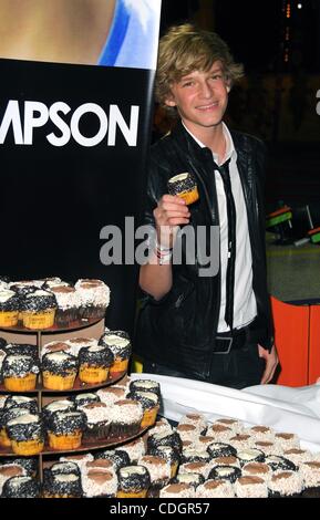 19 janvier 2011 - Hollywood, Californie, États-Unis - Cody Simpson célèbre son 14ème anniversaire en prenant le relais de la jetée de Santa Monica à Santa Monica, CA 1/19/2011 11..CODY SIMPSON.k67403sk.(Image Crédit : Â© Scott Kirkland/Globe Photos/ZUMAPRESS.com) Banque D'Images