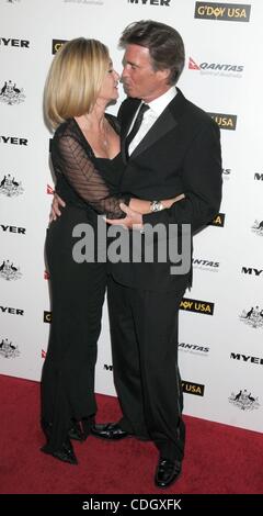 22 janvier 2011 - Los Angeles, Californie, USA - Jan 22, 2011 - Los Angeles, Californie, USA - Chanteur/Actrice Olivia Newton John, mari JOHN EASTERLING au G'DAY USA Australie Semaine gala tenu au Hollywood Palladium. (Crédit Image : © Paul Fenton/ZUMAPRESS.com) Banque D'Images