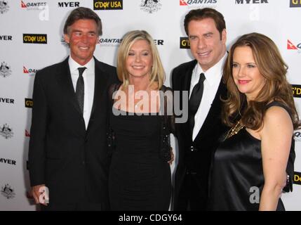 22 janvier 2011 - Los Angeles, Californie, États-Unis - John Easterling, Olivia Newton-John, épouse de John Travolta, Kelly Preston.G'DAY USA Australie Semaine Black Tie gala tenu au Hollywood Palladium, Los Angeles, CA. 22 janvier - 2011. K67417TL(Image Crédit : Â©/TLeopold ZUMAPRESS.com)/Photos Globe Banque D'Images