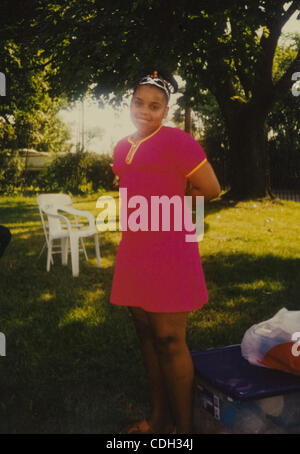 26 janvier 2011 - Bridgeport, CT, USA - Nejdra Nance en tant que jeune adolescente dans photo non datée. Nejdra est né comme Carlina blanc à blanc la joie et Carl Tyson de Bridgeport, CT, et a été élevé par Ann Pettway dans la même ville après avoir été "pris" dans un hôpital de New York jours après sa naissance. Lorsqu'elle était ni Banque D'Images