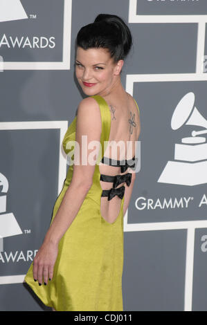 13 févr. 2011 - Los Angeles, Californie, États-Unis - PAULEY PERRETTE arrive pour la 53e cérémonie annuelle de remise des prix Grammy au Staple Center de Los Angeles en Californie. (Crédit Image : © Paul Fenton/ZUMAPRESS.com) Banque D'Images