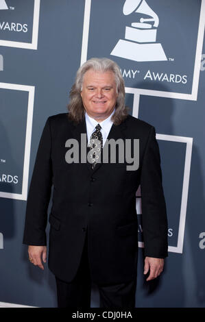 13 févr. 2011 - Los Angeles, Californie, États-Unis - Ricky Scaggs arrive pour le Grammy Awards show au Staples Center. (Crédit : © Kevin Sullivan/ZUMAPRESS.com) Banque D'Images