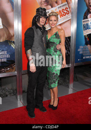 23 février 2011 - Hollywood, Californie, États-Unis - Dec 23, 2011 - Hollywood, Californie, USA - Acteur NICKY WHELAN & Date de l'arrivée à 'Hall Pass' Première mondiale tenue au Cinerama Dome. (Crédit Image : © Lisa O'Connor/ZUMAPRESS.com) Banque D'Images
