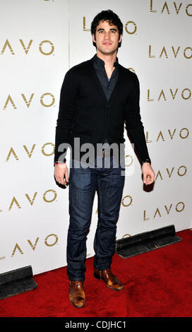 Feb 26, 2011 - Las Vegas, Nevada, USA - l'Acteur DARREN CRISS arrive pour fêter son anniversaire à la boîte de nuit LAVO au Palazzo, le 26 février 2011 à Las Vegas, Nevada. Criss tourné 24 le 5 février. (Crédit Image : © David Becker/ZUMAPRESS.com) Banque D'Images