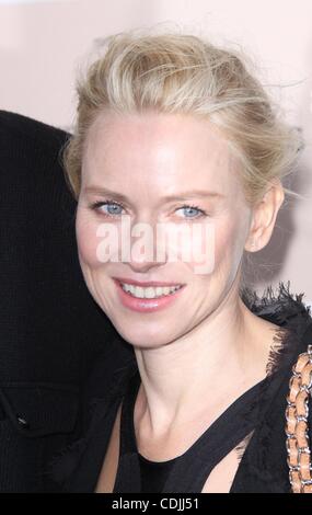 26 févr., 2011 - Los Angeles, Californie, USA - actrice Naomi Watts à la 26e Annual Film Independent Spirit Awards qui a eu lieu sur la plage de Santa Monica. (Crédit Image : © Jeff Frank/ZUMAPRESS.com) Banque D'Images