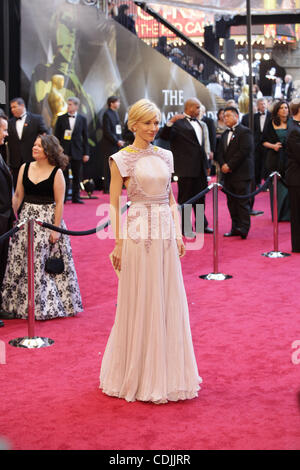 27 févr. 2011 - Hollywood, Californie, États-Unis - OSCARS 2011 - Actrice Cate Blanchett, porter Givenchy Couture, arrive sur le tapis rouge pour la 83e Academy Awards show annuel. (Crédit : © Lisa O'Connor/ZUMAPRESS.com) Banque D'Images