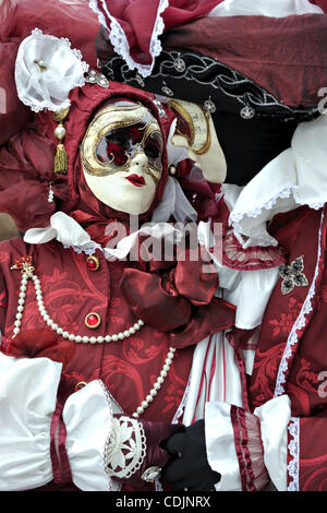 28 févr. 2011 - Venise, États-Unis - Costume caractères pendant le Carnaval de Venise 2011 à Venise, Italie. Cette année, le festival carnaval a lieu du 26 février au 8 mars. (Crédit Image : © Amy Harris/ZUMAPRESS.com) Banque D'Images