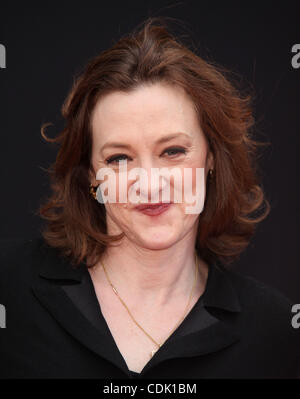 6 mars 2011 - Hollywood, Californie, États-Unis - Actrice Joan Cusack arrive à l''Mars' Mamans Besoins Première Mondiale au El Capitan Theatre. (Crédit Image : © Lisa O'Connor/ZUMAPRESS.com) Banque D'Images