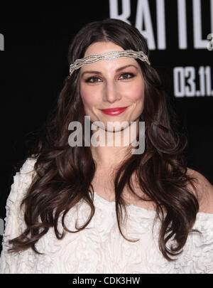8 mars 2011 - Westwood, Californie, États-Unis - HEATHER MCCOMB arrive pour la première du film 'Battle : Los Angeles" au théâtre du village. (Crédit Image : © Lisa O'Connor/ZUMAPRESS.com) Banque D'Images