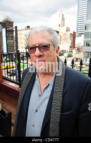 Mar. 11, 2011 - Manhattan, New York, États-Unis - l'acteur Peter RIEGERT du film ''White Irish Drinkers'' la semaine prochaine, photographiée au Playwrights Celtic Pub. (Crédit Image : © Bryan Smith/ZUMAPRESS.com) Banque D'Images