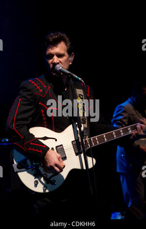 CHRIS ISAAK performing live au Trak Lounge Bar Melbourne, Australie. Banque D'Images