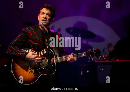 CHRIS ISAAK performing live au Trak Lounge Bar Melbourne, Australie. Banque D'Images