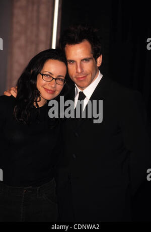 30 juin 2011 - New York, New York, États-Unis - K16802WW.Ben Stiller & Janeane Garofalo.NY Friars Club rôtis Jerry Stiller.NY Hilton Hotel, NYC. Crédit Image : 1999(© Walter Weissman/Photos/ZUMAPRESS.com) Globe Banque D'Images