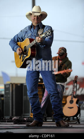 Tracy Lawrence a fait un concert live au Santa Barbara County Fair à Santa Maria, CA. le 13 juillet 2011.(Image Crédit : © John Pyle/Cal/ZUMAPRESS.com) Media Sport Banque D'Images