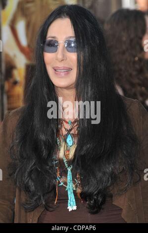 Jul 06, 2011 - Los Angeles, Californie, USA - Chanteur/Actrice CHER au "Zookeeper" Première mondiale qui a eu lieu au Regency Village Theatre, Westwood, Los Angeles. (Crédit Image : © Jeff Frank/ZUMAPRESS.com) Banque D'Images