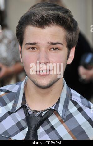 Jul 06, 2011 - Los Angeles, Californie, USA - Acteur NATHAN KRESS au 'Zookeeper' Première mondiale qui a eu lieu au Regency Village Theatre, Westwood, Los Angeles. (Crédit Image : © Jeff Frank/ZUMAPRESS.com) Banque D'Images