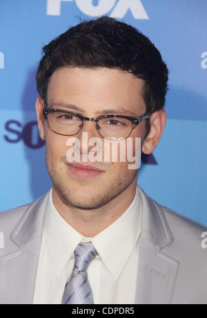 16 mai 2011 - New York, New York, États-Unis - CORY MONTEITH assiste à la FOX Upfront 2011 tenue à la patinoire Wollman dans Central Park. (Crédit Image : © Kaszerman ZUMAPRESS.com)/Nancy Banque D'Images