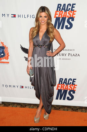 29 avril, 2011 - Los Angeles, Californie, États-Unis - Amber Lancaster participant à la 18e course annuelle pour effacer MS gala tenu à l'hôtel Hyatt Regency Century Plaza à Century City, Californie Le 29/04/11. Crédit Image : 2011(Â© D. Long/Globe Photos/ZUMAPRESS.com) Banque D'Images