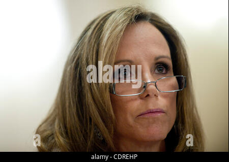 25 mai 2011 - Washington, District of Columbia, États-Unis - Frances Townsend, ancien procureur fédéral et contre-conseiller du président George W. Bush, témoigne lors d'une audience du comité de la sécurité intérieure de la chambre intitulé ''Les menaces à la Patrie américaine après avoir tué Ben Laden : une évaluation. Banque D'Images