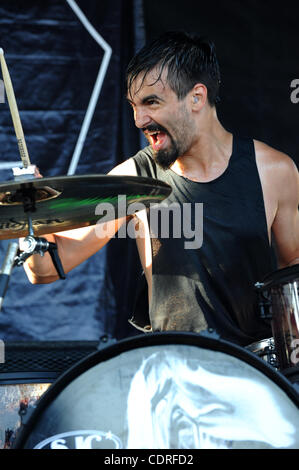 4 juillet 2011 - Ventura, CA, USA - Musicien,JAY WEINBERG, le batteur pour contre moi, en live sur la scène principale au Van's Warped Tour 2011, Ventura, CA...Image Crédit : cr Scott Mitchell/ZUMA PRESS (crédit Image : © Scott Mitchell/ZUMAPRESS.com) Banque D'Images