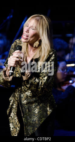 10 mai 2011 - auteur-compositeur-interprète, Carly Simon, effectue au Marian Anderson Awards à Philadelphie. (Crédit Image : © Ricky Fitchett/ZUMAPRESS.com) Banque D'Images