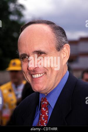 K18945AR.MEMORIAL DAY PARADE .dans le Queens, NEW YORK 05/29/2000.Rudolph Giuliani. / 2000 Crédit : Image(Â© Andrea Renault/monde/ZUMAPRESS.com) Photos Banque D'Images