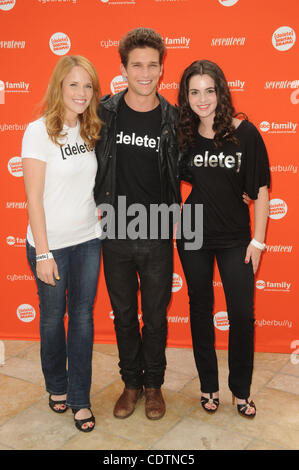 14 juillet 2011 - Los Angeles, Californie, États-Unis - Leelere, Daren Kagasoff Katie, Vanessa Marano participant à la famille d'ABC et MAGAZINEÃƒâ 17€¢S.''RALLY POUR SUPPRIMER LE THÉÂTRE NUMÉRIQUE'' tenue à l'Americana At Brand à Glendale, Californie le 7/14/11. Crédit Image : 2011(Â© D. Long/Globe Photos/ZUMAPRES Banque D'Images