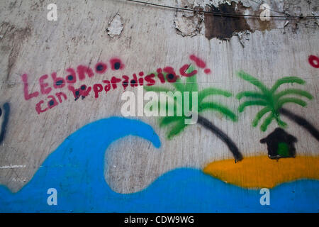 10 juin 2011 - Beyrouth, Liban - "Le Liban peut être le paradis !  !' De l'écriture graffiti près de l'Université américaine de Beyrouth, Al Hamra, Beyrouth Ouest ancien. Scène graffiti de Beyrouth a été documenté par blog amateur et même un livre depuis des années 90. L'évolution constante et graffiti graffiti pochoir ornant les murs de la Banque D'Images