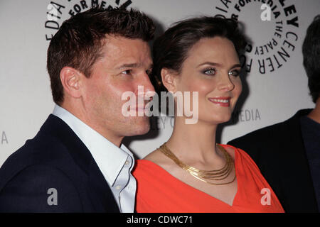 9 mai 2011 - Hollywood, Californie, États-Unis - J15410CHW .Le Paley Center for Media organise une soirée avec la troupe de ''Bones'' .Le Paley Center for Media, Los Angeles, CA.05/09/2011 .EMILY DESCHANEL ET DAVID BOREANAZ . Crédit Image : 2011(Â© Clinton Wallace/Globe Photos/ZUMAPRESS.com) Banque D'Images