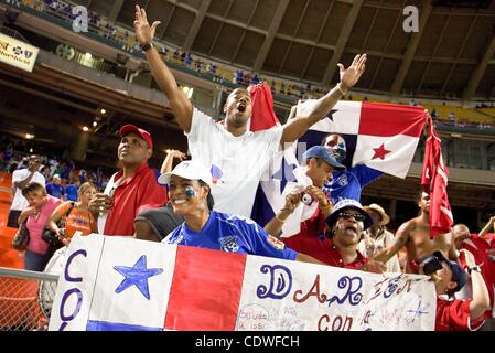 16 juin 2011 - Washington, District de Columbia, États-Unis d'Amérique - Panama fans à la Gold Cup quarts de finale dimanche, 19 juin 2011 à RFK Stadium de Washington DC. (Crédit Image : © Saquan Stimpson/global/ZUMAPRESS.com) Southcreek Banque D'Images