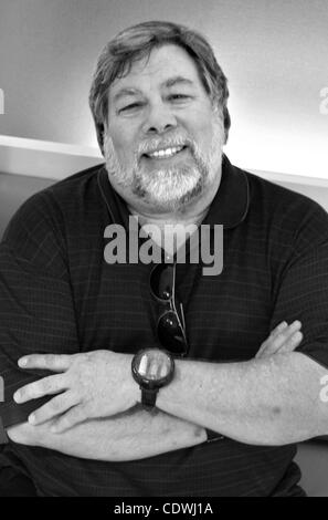 25 août 2011 - Los Angeles, Californie, États-Unis - co-fondateur d'Apple Steve Wozniak sur une entrevue téléphonique. (Crédit Image : Â© Jonathan Alcorn/ZUMAPRESS.com) Banque D'Images