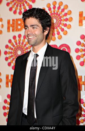 ADRIEN GRENIER assiste à la HBO Emmy 2011 After Party Banque D'Images