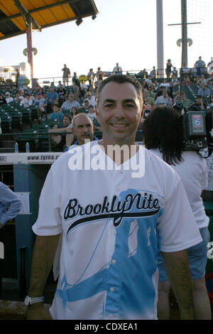 17 août 2011 - New York, New York, États-Unis - Brooklyn Cyclones jouer la Jamestown Jammers Cyclones honneur célèbre Brooklynites Ã'Â© 17/08/11 ex-Mets de New York John pitcher Franco.(Image Crédit : Banque D'Images