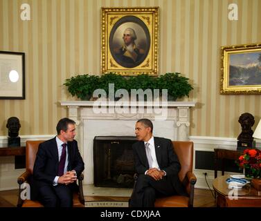 Le 5 septembre, 2011 - Washington, District of Columbia, États-Unis - Le président Barack Obama rencontre le Secrétaire général de l'OTAN Anders FOGH RASMUSSEN dans le bureau ovale à la Maison Blanche. (Crédit Image : © Mary F. Calvert/ZUMAPRESS.com) Banque D'Images