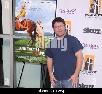 22 octobre 2011 - Hollywood, Californie, États-Unis - Première mondiale de ''et c'est parti'' à l'ArcLight Hollywood à Hollywood, CA 10/22/11 2011..SEAN ASTIN(Image Crédit : Â© Scott Kirkland/Globe Photos/ZUMAPRESS.com) Banque D'Images