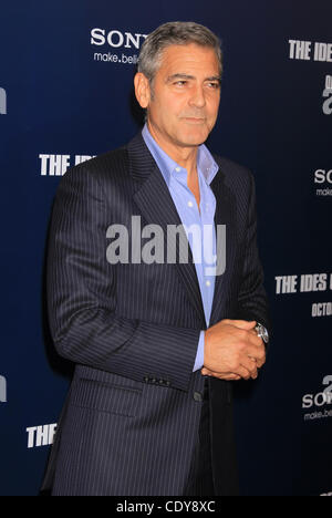 5 octobre 2011 - New York, NY, USA - George Clooney au 'Les ides de mars, Premiere, qui a eu lieu à la Ziegfield Theatre. (Crédit Image : © Dan Herrick/ZUMAPRESS.com) Banque D'Images