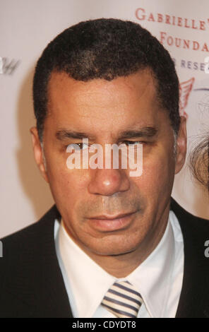 17 octobre, 2011 - New York, New York, États-Unis - l'ancien gouverneur de New York DAVID PATERSON assiste à l'ange 2011 ballon tenu au Cipriani Wall Street. (Crédit Image : © Kaszerman ZUMAPRESS.com)/Nancy Banque D'Images