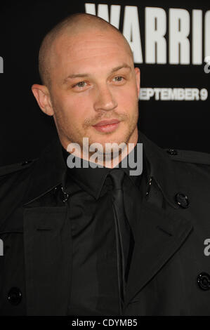 Le 6 septembre 2011 - Los Angeles, Californie, États-Unis - Tom Hardy assister à la première mondiale de ''Warrior'' tenue à l'Arclight Theatre à Hollywood, Californie le 9/6/11. Crédit Image : 2011(Â© D. Long/Globe Photos/ZUMAPRESS.com) Banque D'Images