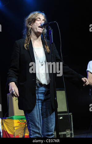 10 septembre 2011 - Columbia, Maryland, USA - Chanteur PATTI SMITH il se produit dans le cadre de la Virgin Mobile 2011 Festival gratuit qui a eu lieu à la Merriweather Post Pavilion. Copyright 2011 Jason Moore. (Crédit Image : © Jason Moore/ZUMAPRESS.com) Banque D'Images