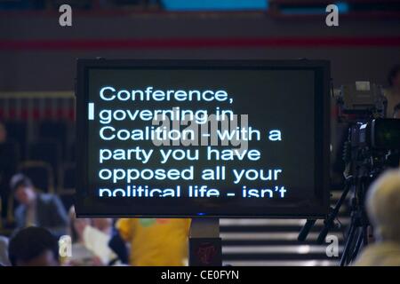 19 septembre 2011 - Birmingham, England, UK - les discours sont projetés sur des moniteurs pour discussion lors de la Conférence des démocrates libéraux à la CPI. (Crédit Image : © Mark Makela/ZUMAPRESS.com) Banque D'Images