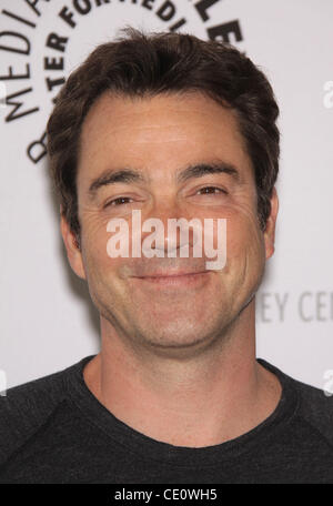 10 août 2011 - Los Angeles, Californie, États-Unis - JON TENNEY arrive pour un soir avec 'Plus' au Paley Center for Media. (Crédit Image : © Lisa O'Connor/ZUMAPRESS.com) Banque D'Images