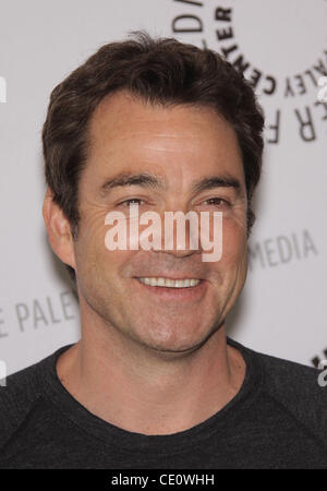 10 août 2011 - Los Angeles, Californie, États-Unis - JON TENNEY arrive pour un soir avec 'Plus' au Paley Center for Media. (Crédit Image : © Lisa O'Connor/ZUMAPRESS.com) Banque D'Images