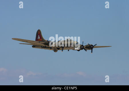 16 octobre 2011 - Houston, Texas, États-Unis - Avion vol de chasse pendant les ailes de Houston à Ellington Field à Houston, TX. (Crédit Image : © Juan DeLeon/Southcreek/ZUMAPRESS.com) Banque D'Images