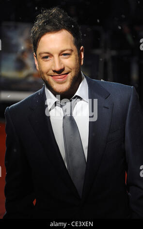 Matt Cardle Le Royal Premiere des Chroniques de Narnia : l'Odyssée du Passeur d'Aurore à l'Odeon Leicester Square. Londres, Angleterre - 30.11.10 Banque D'Images