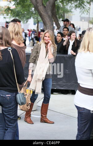 Cameron Diaz les célébrités arrivent pour le vs LA Lakers Miami Heat match de basket-ball au Staples Center. Los Angeles, Californie - 25.12.10 Banque D'Images