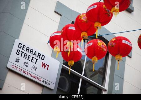 Le Nouvel An chinois sur Gerrard Street, Soho, Londres. Aussi connu comme le quartier chinois, la maison pour la communauté chinoise de Londres. Banque D'Images