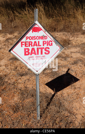 Un panneau prévient que appâts empoisonnés ont été portées pour la population de porcs dans l'ouest de l'Australie, l'Australie. Banque D'Images