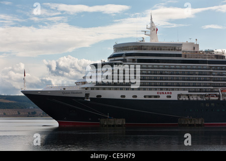 Bateau de croisière Queen Elizabeth à Invergordon, Estuaire de Cromarty, Ross & Cromerty, Ecosse Banque D'Images