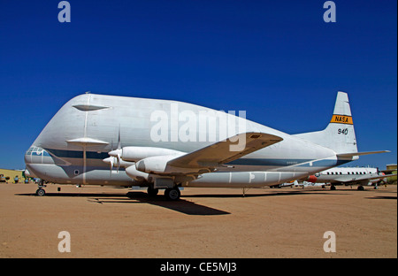 Le Super Guppy Cargo) de la NASA sur l'affichage à l'Musée Pima Banque D'Images