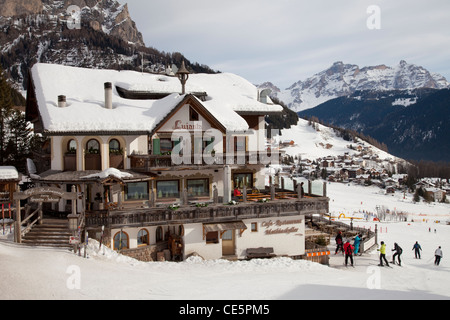 Restaurant, Luianta Kolfuschg, Colfosco, vallée Gader, Val Badia, Alta Badia, Dolomites, Tyrol du Sud, Italie, Europe Banque D'Images